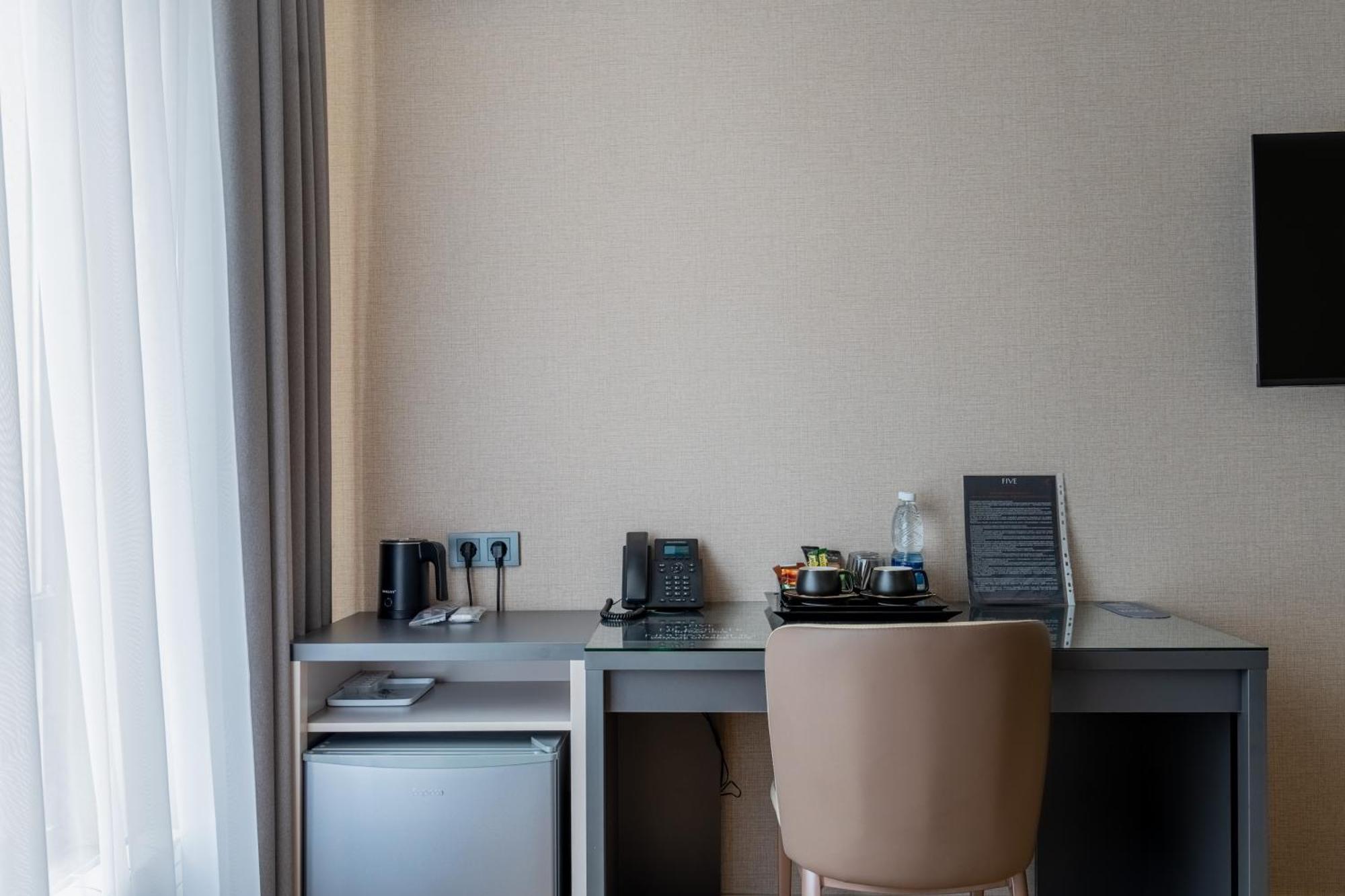 Five Hotel Бішкек Екстер'єр фото